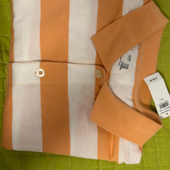 Gap Polo Style Shirt - Picture 9 of 10